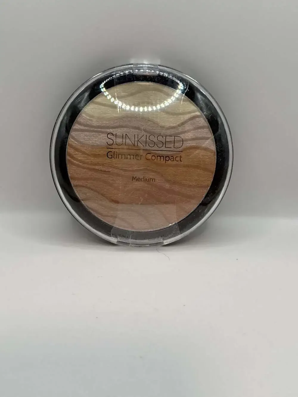 Sunkissed Glimmer Compact Bronzer Medium 0.56 oz